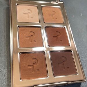 Patrick Ta Major Dimension Essential Artistry Edit Eyeshadow Palette in Medium